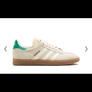 Adidas Gazelle “wonder white/green” size 6.5 women’s